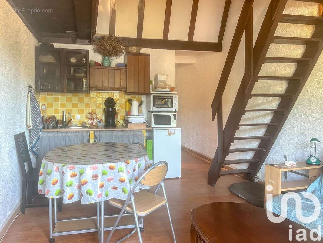 Photo 2 - Appartement à PRADES-D'AUBRAC