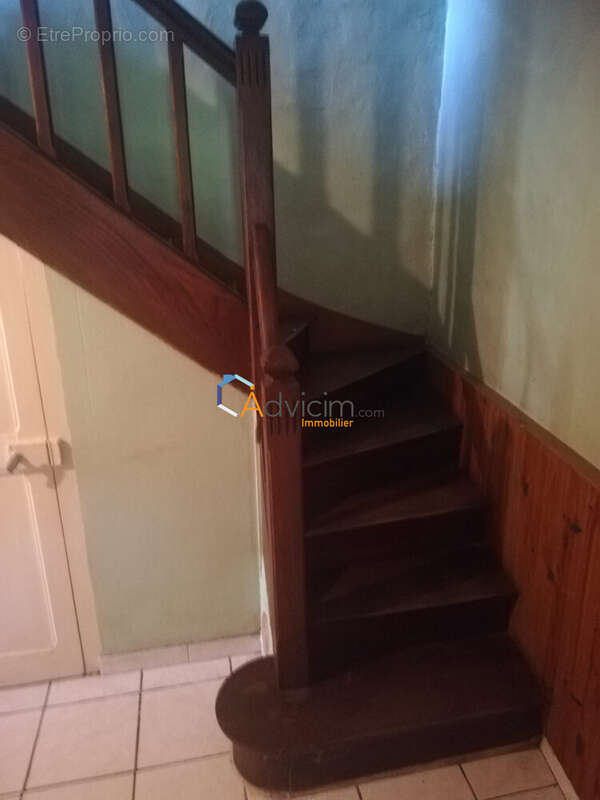 Maison 108 m² à La Chatre-Langlin  - photo 8