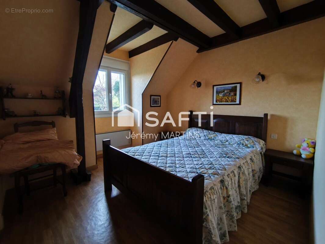 Maison 167 m² à Flagnac  - photo 9