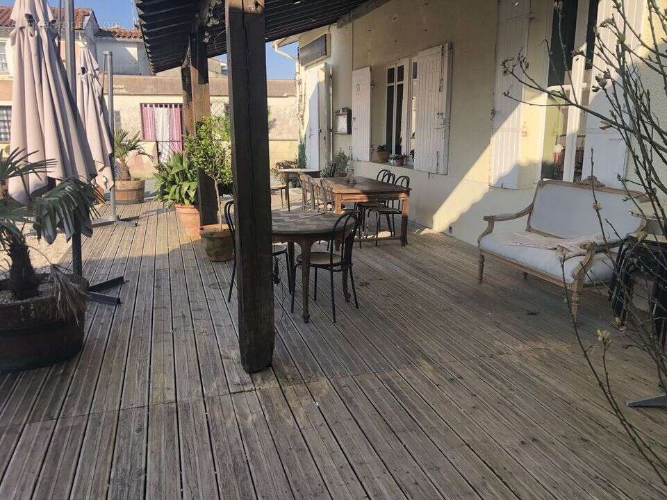 Commerce à GAILLAN-EN-MEDOC