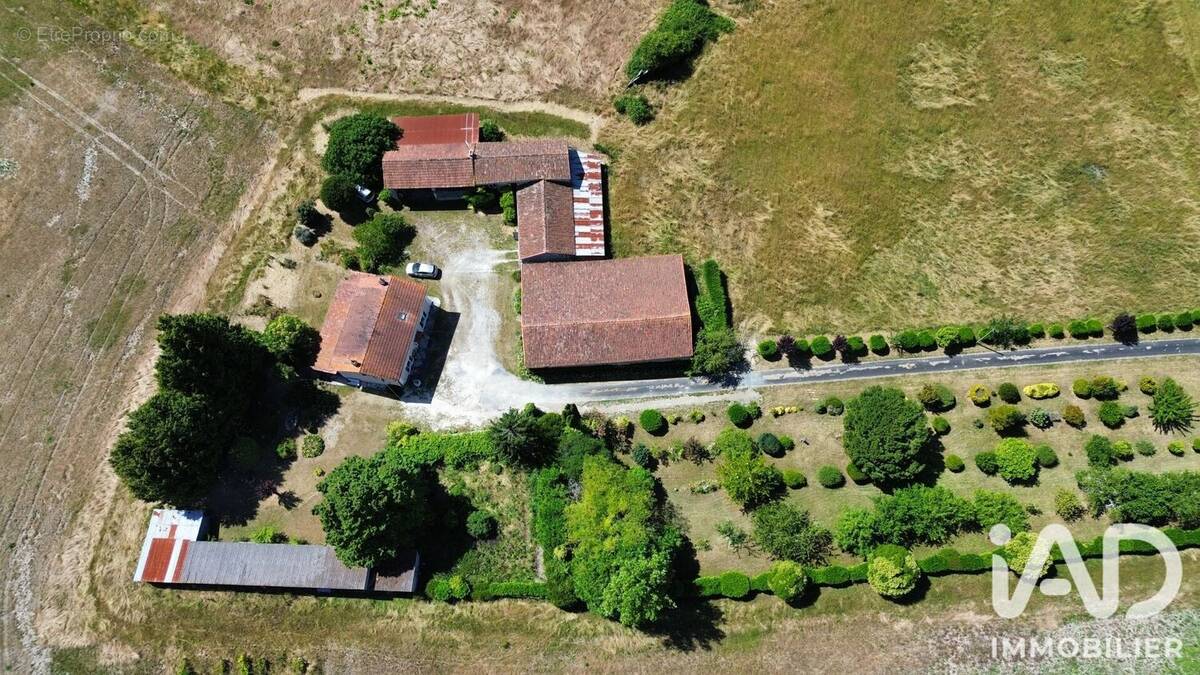 Photo 1 - Maison à VOULGEZAC