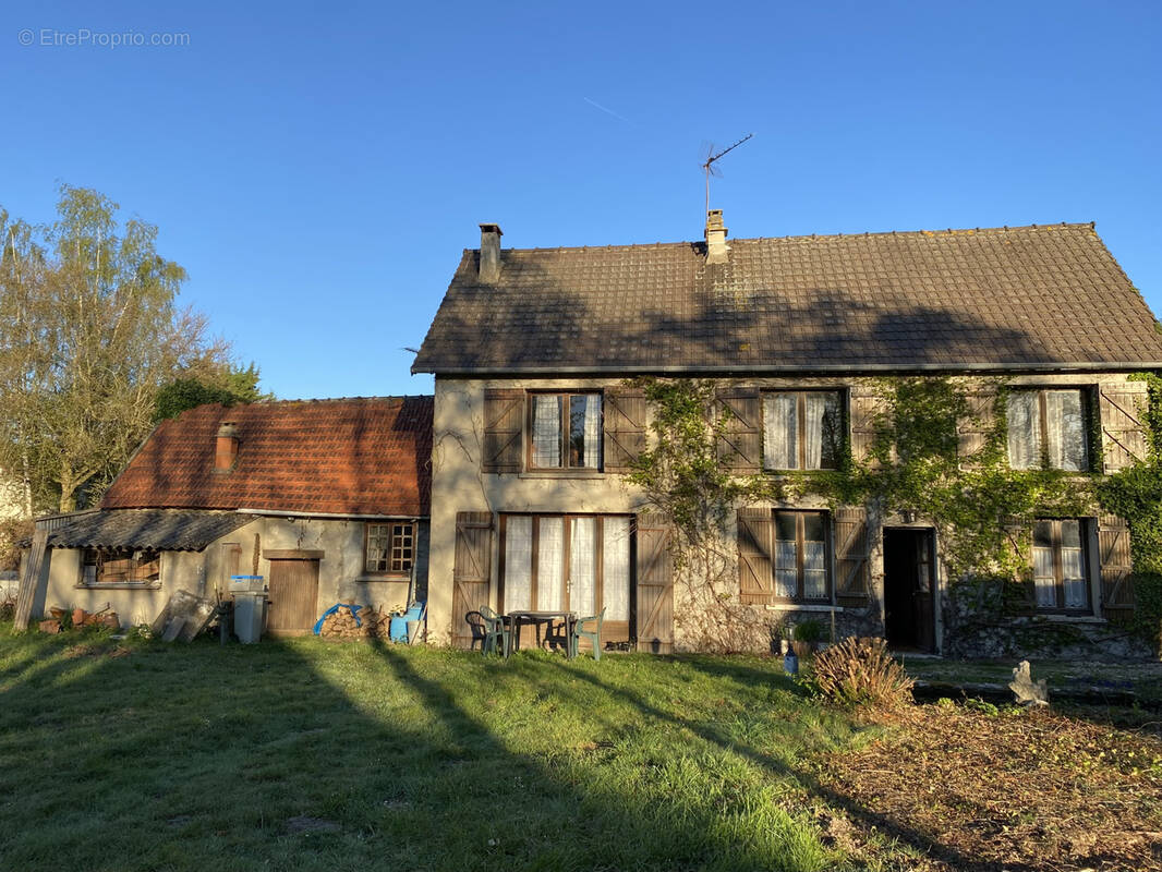 Maison à PORT-VILLEZ