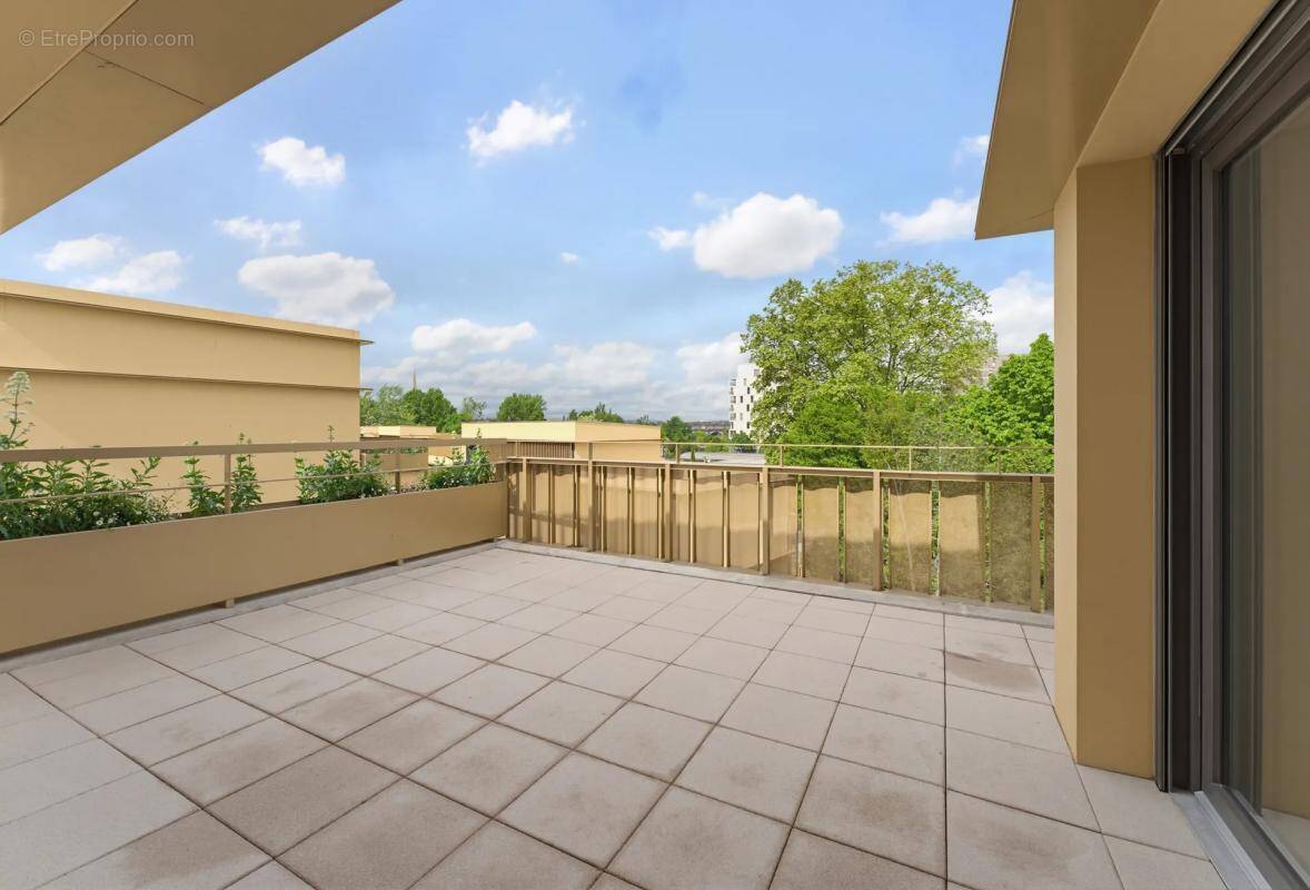 Appartement à BORDEAUX