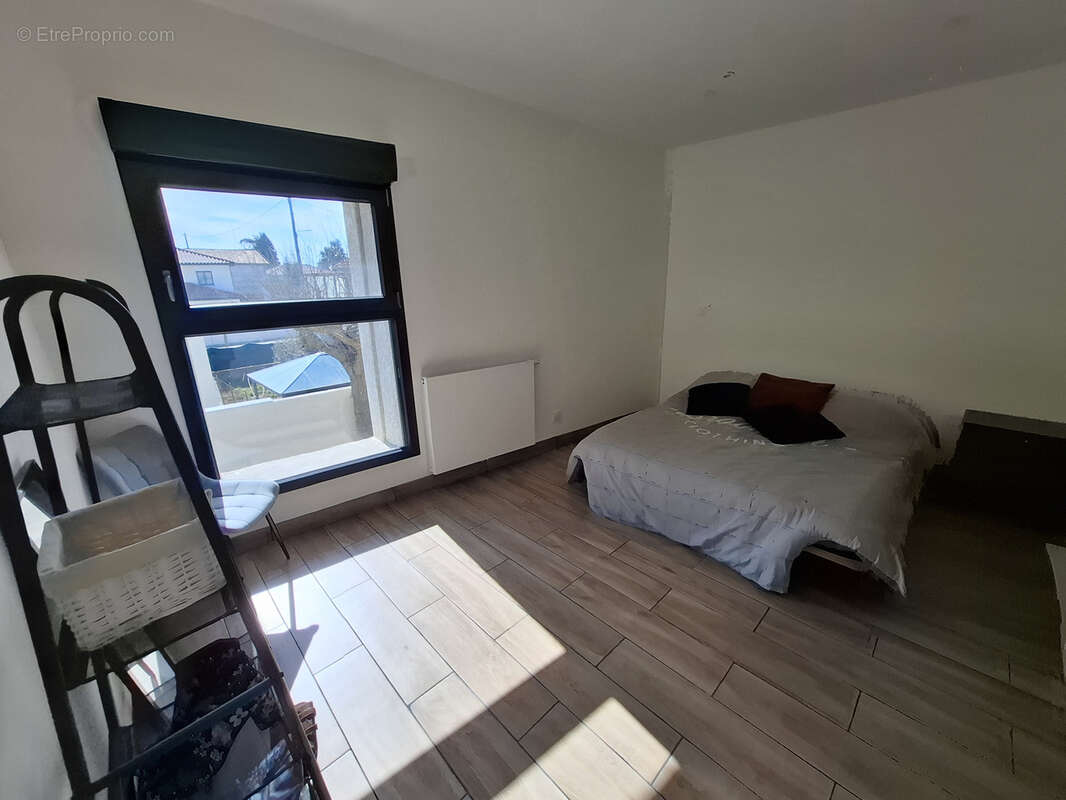 Maison à CLONAS-SUR-VAREZE