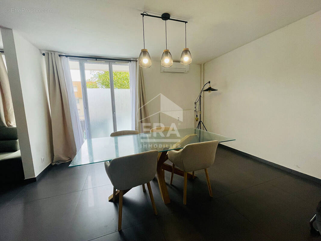 Appartement à PORT-DE-BOUC