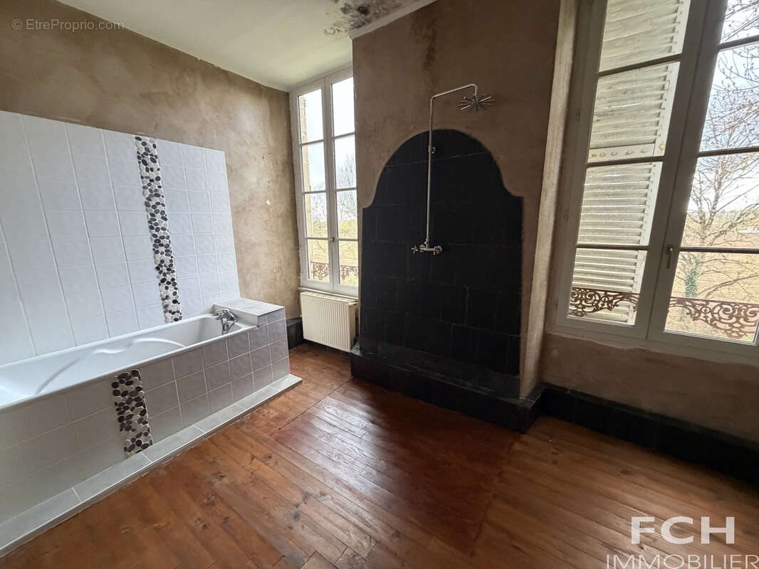 Demeure sur 2,5ha, 11 chambres 7 salles d'eau - photo 26