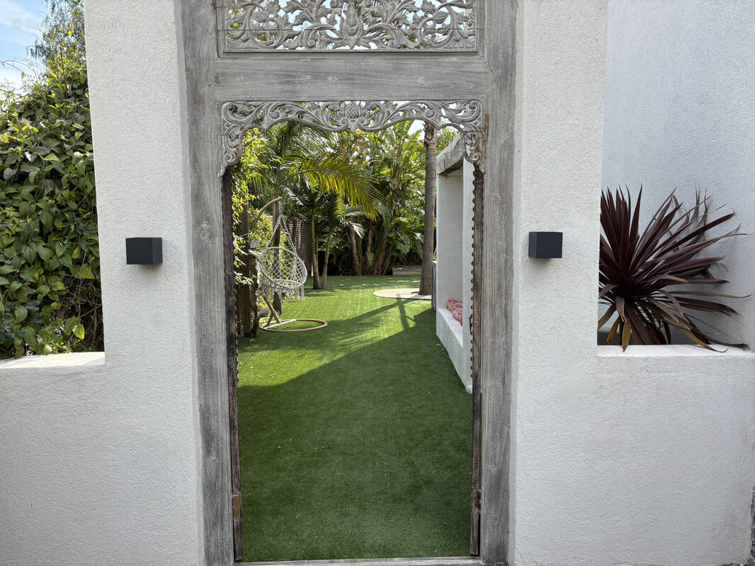 Maison à LA VALETTE-DU-VAR