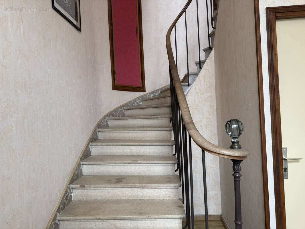 Maison à MONTBARD