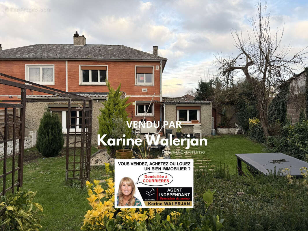 Maison à COURRIERES