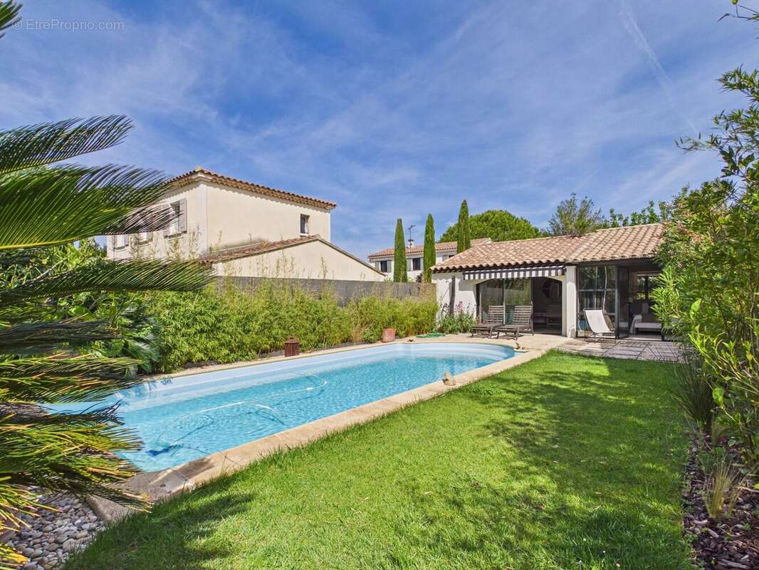 Maison à MAUSSANE-LES-ALPILLES