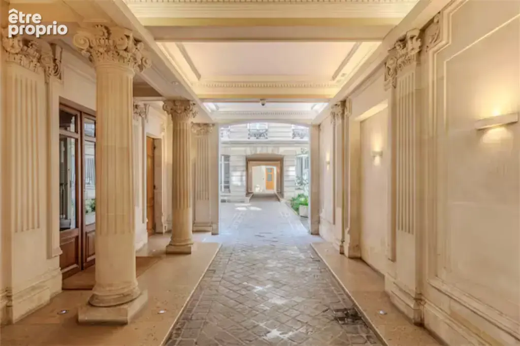Bel appartement avec deux chambres dans le triangle d'or - photo 12