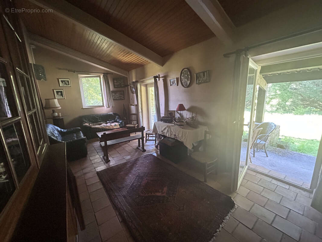 Maison à MONTEMBOEUF