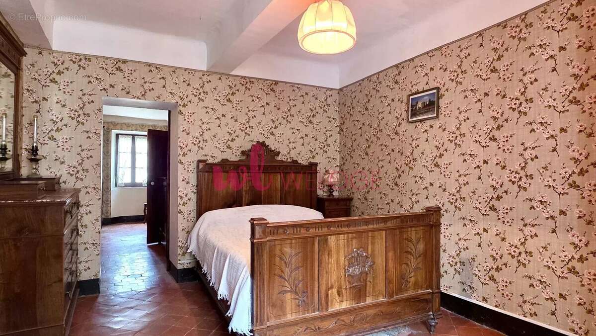 Maison à ALLEMAGNE-EN-PROVENCE