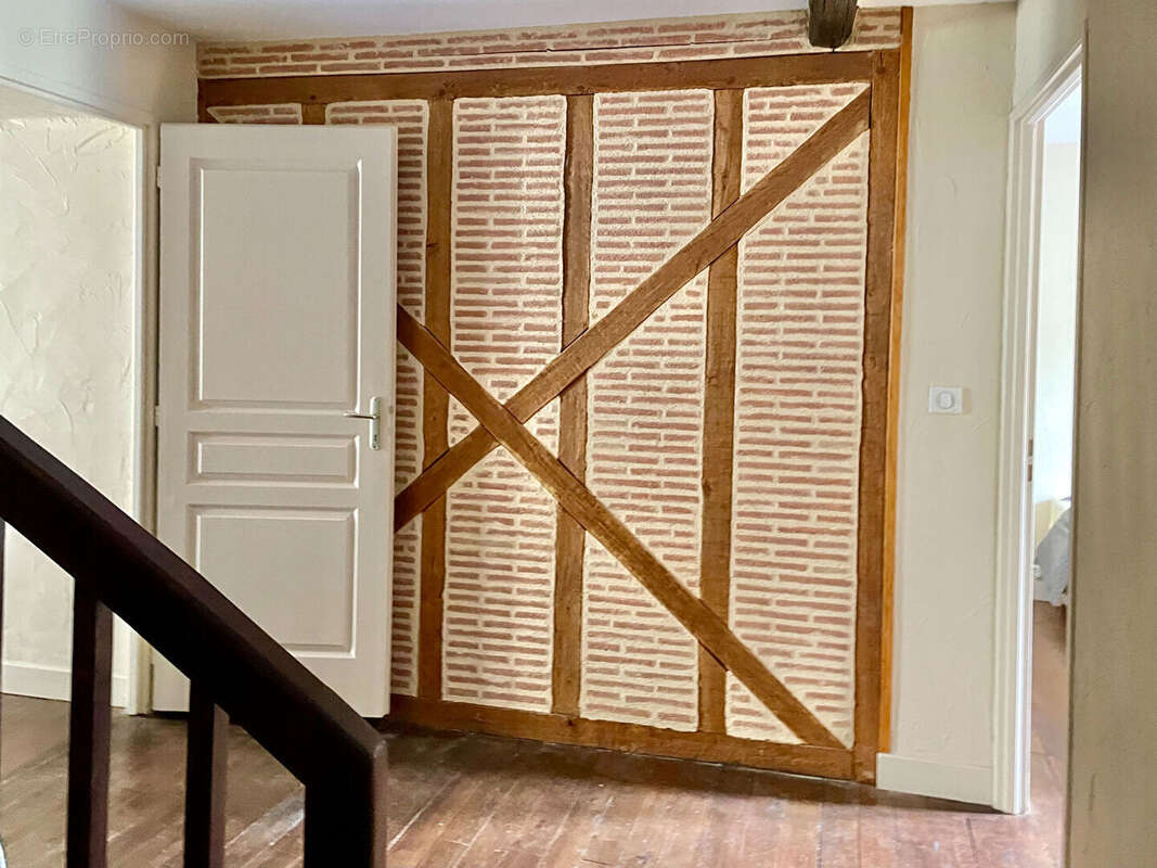 Maison à PUY-L&#039;EVEQUE