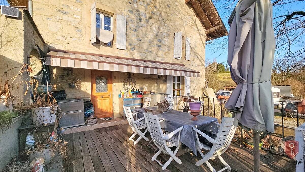 Maison à CERNEX
