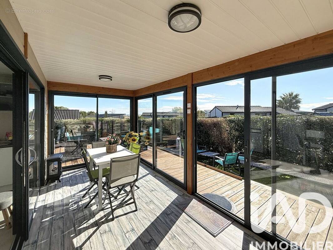 Photo 1 - Maison à POMEROLS