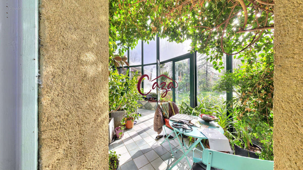 Maison à FARGUES-SAINT-HILAIRE