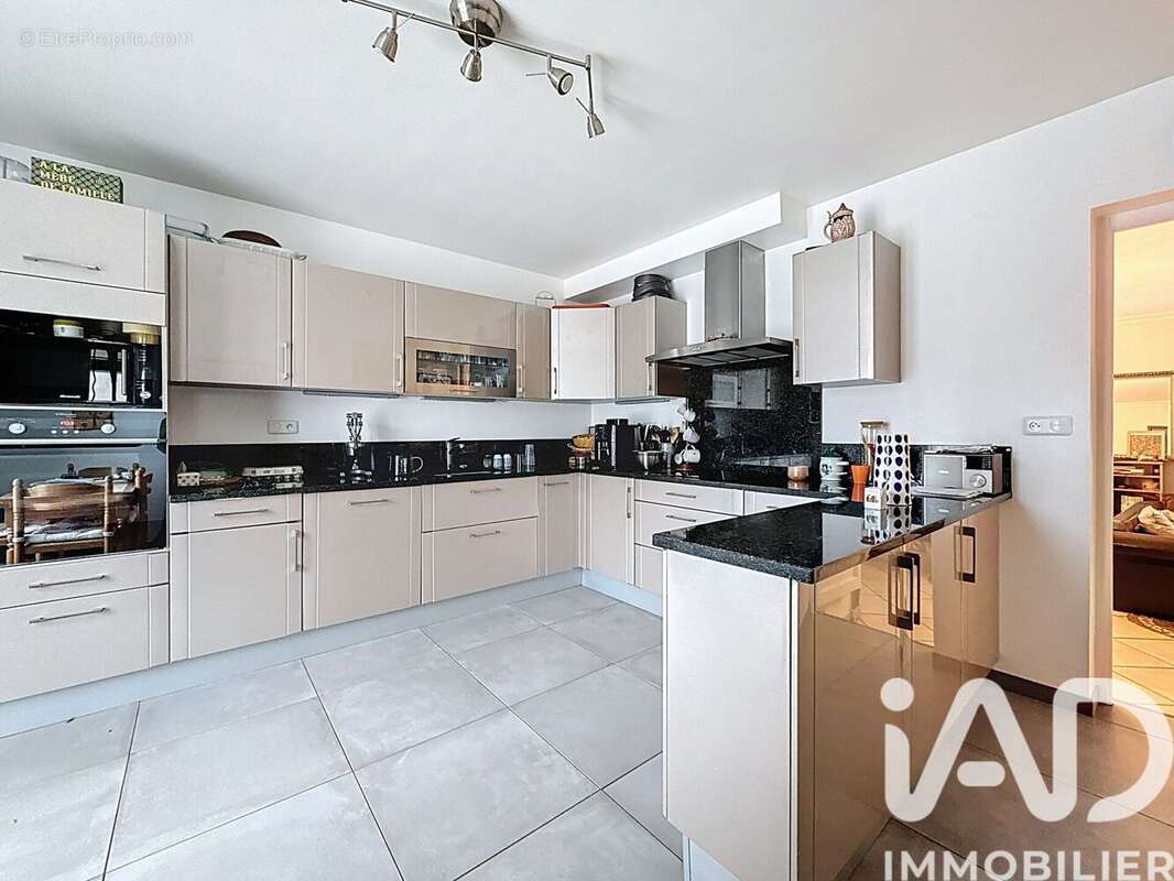 Photo 4 - Maison à VIRY-CHATILLON