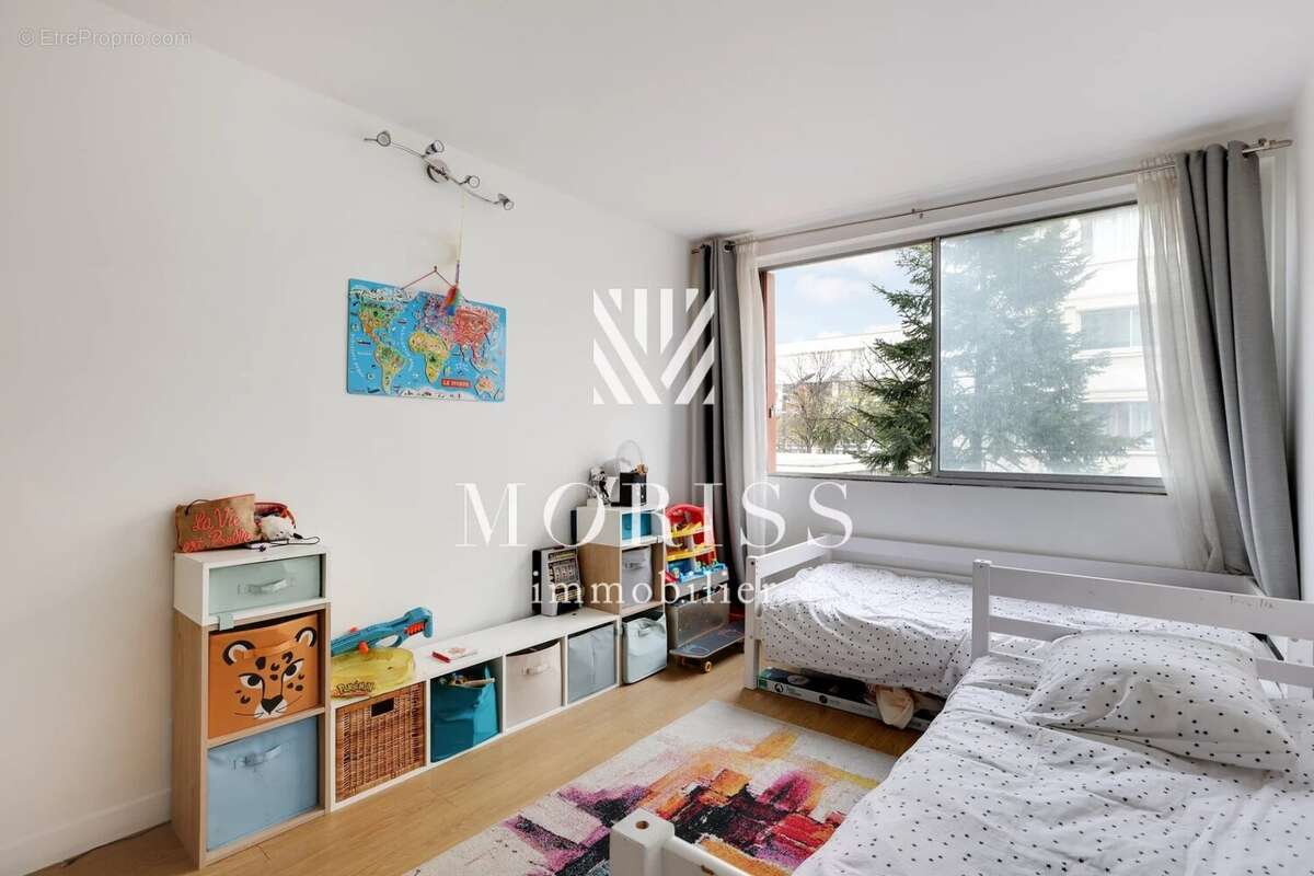 Appartement à LEVALLOIS-PERRET