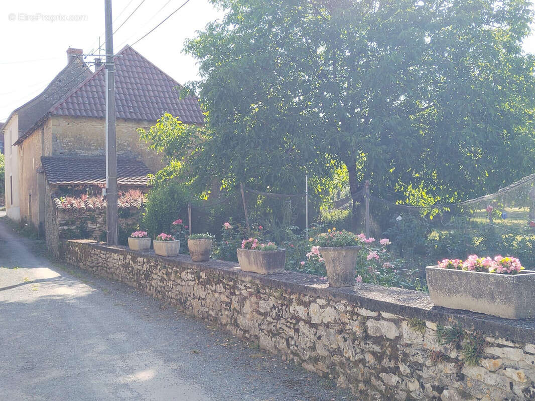 Maison à EXCIDEUIL