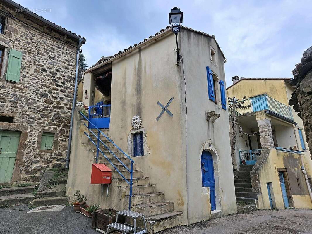 Maison 101 m² à Graissessac  - photo 2