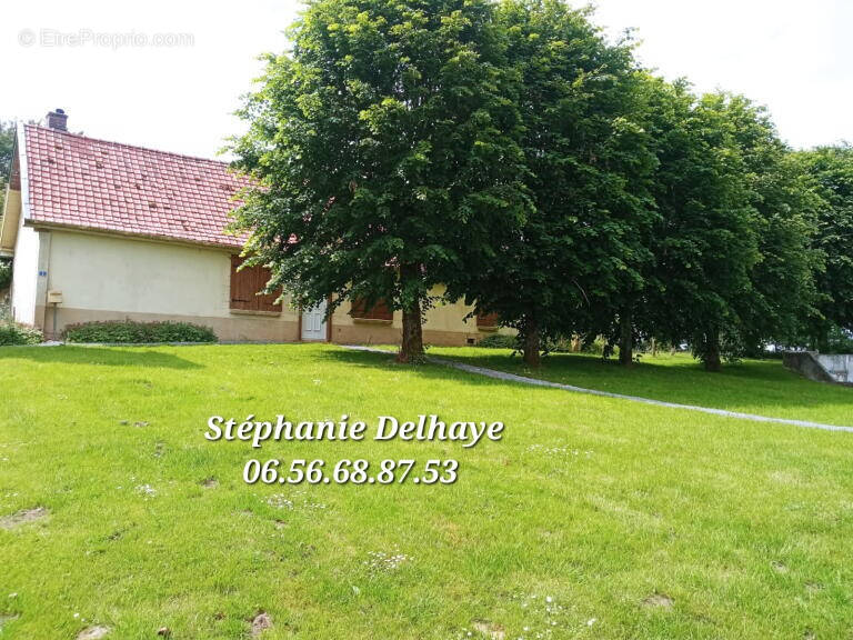 Maison à MONTS-EN-TERNOIS