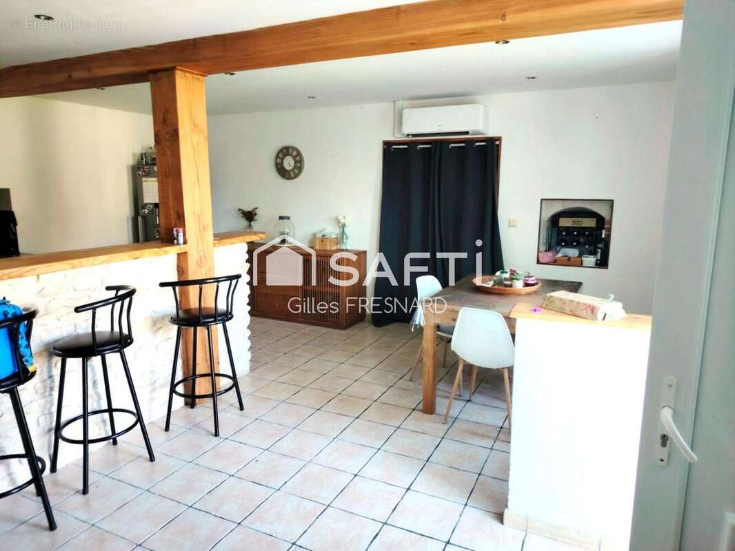 Photo 5 - Maison à ECHEBRUNE