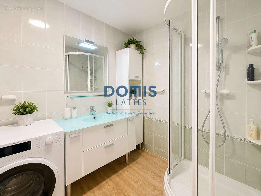 Appartement à PEROLS