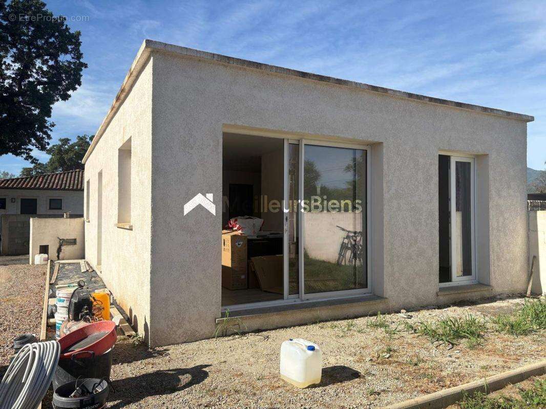 Maison à PRUNELLI-DI-FIUMORBO