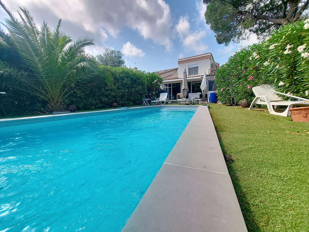 Maison à SAINT-RAPHAEL