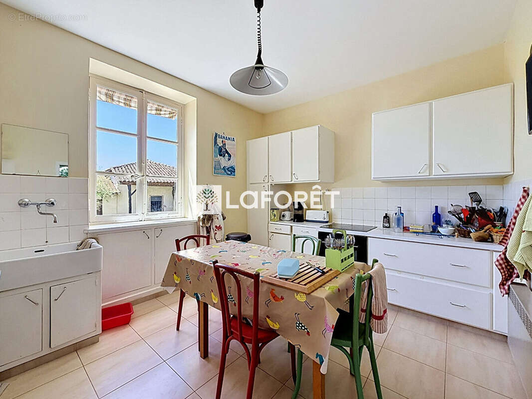 Maison à vendre Saint Julien Sur Veyle 10 pièce(s) 268.03 m2 - photo 10