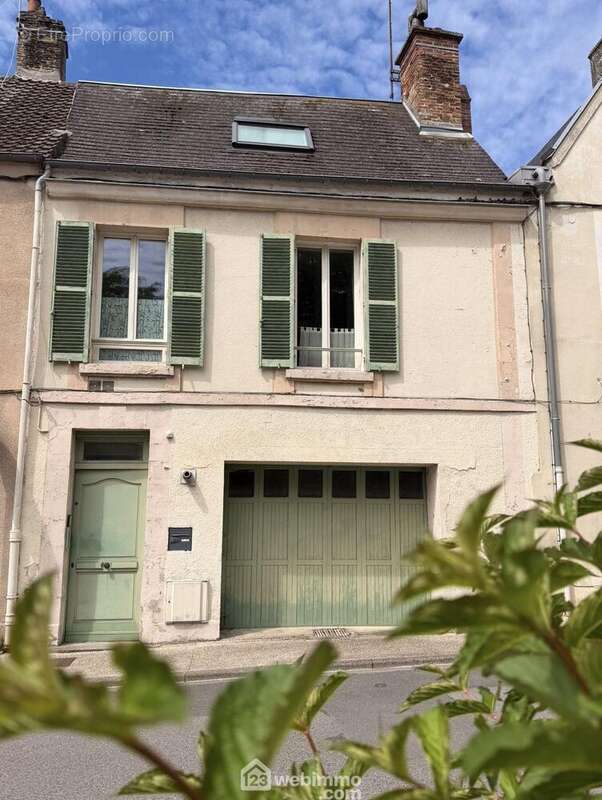 Jolie maison de charme - Maison à LAON