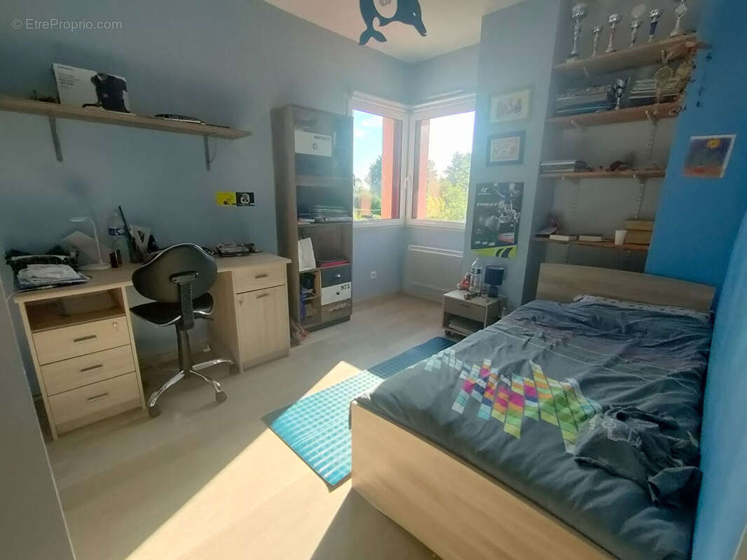 Maison à SAINT-CHARLES-LA-FORET