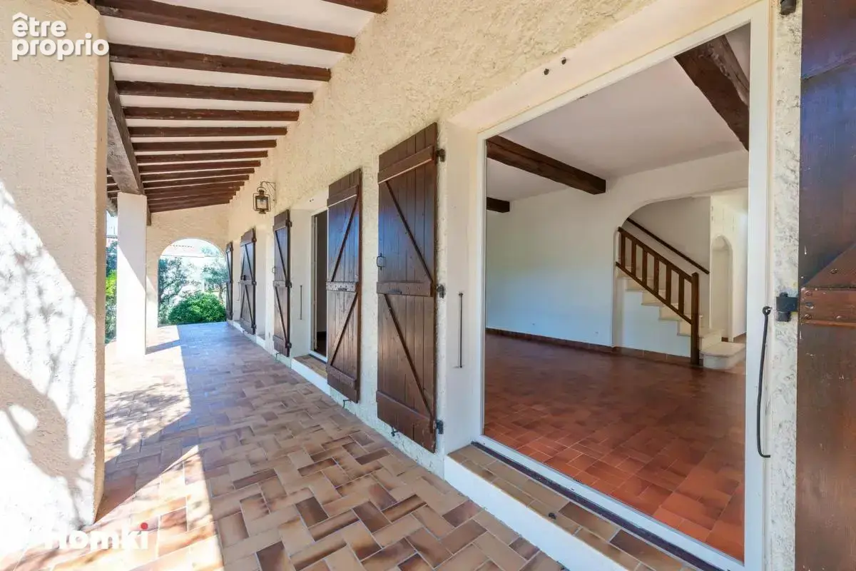 Maison/Villa T5 de 132 m² à Nyons 26110 - photo 4