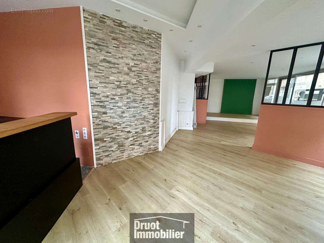 Commerce à ESPALION