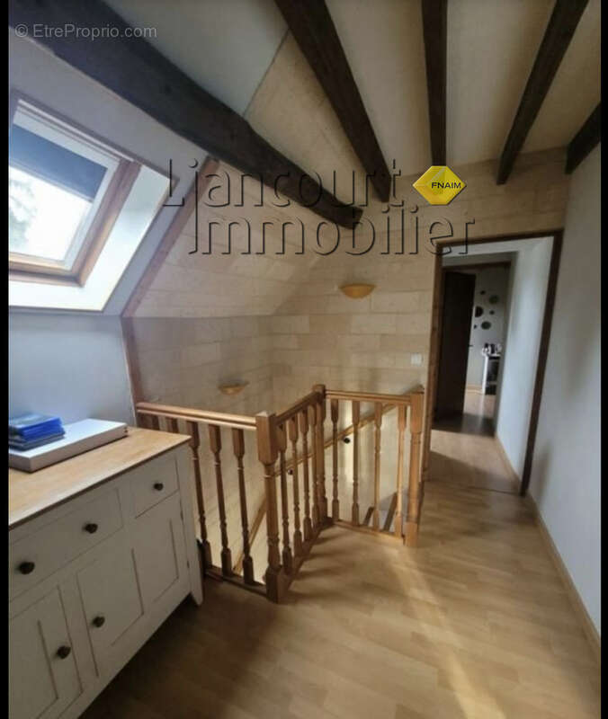 Maison à BURY