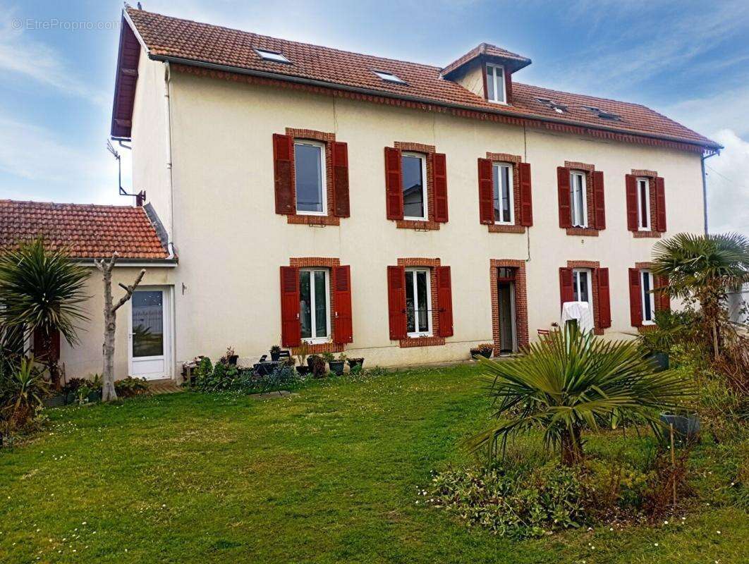 Appartement à TARBES