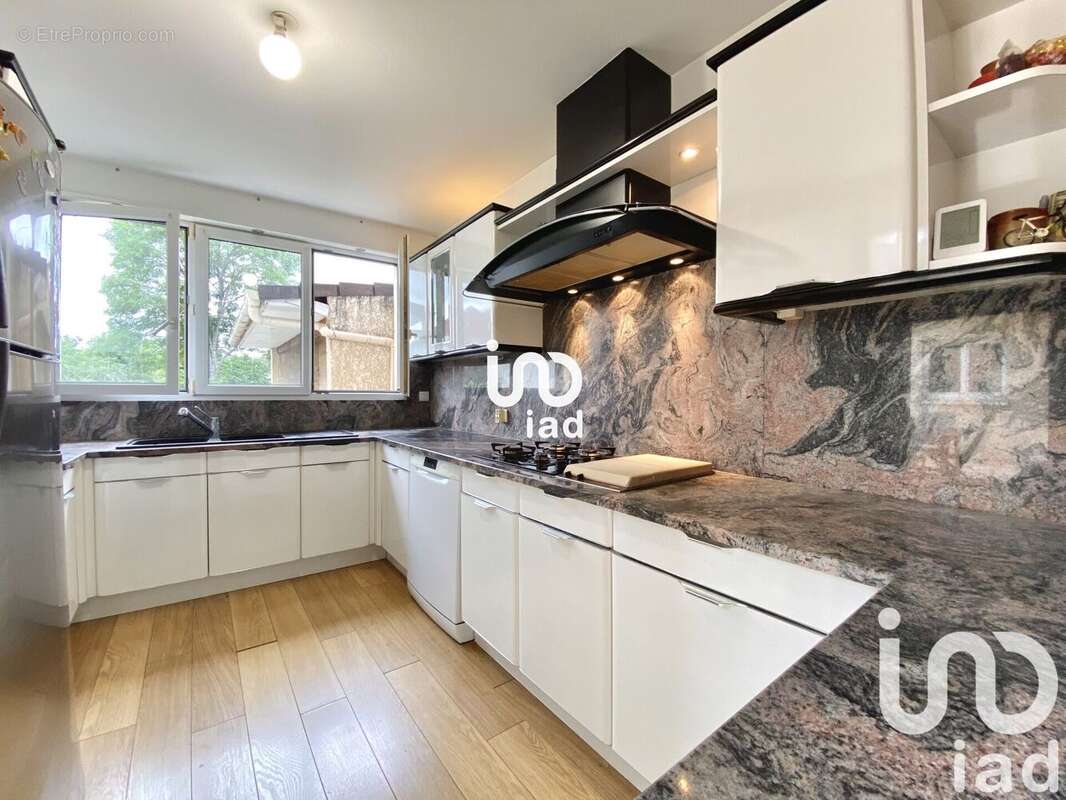 Photo 5 - Maison à LIVRY-GARGAN