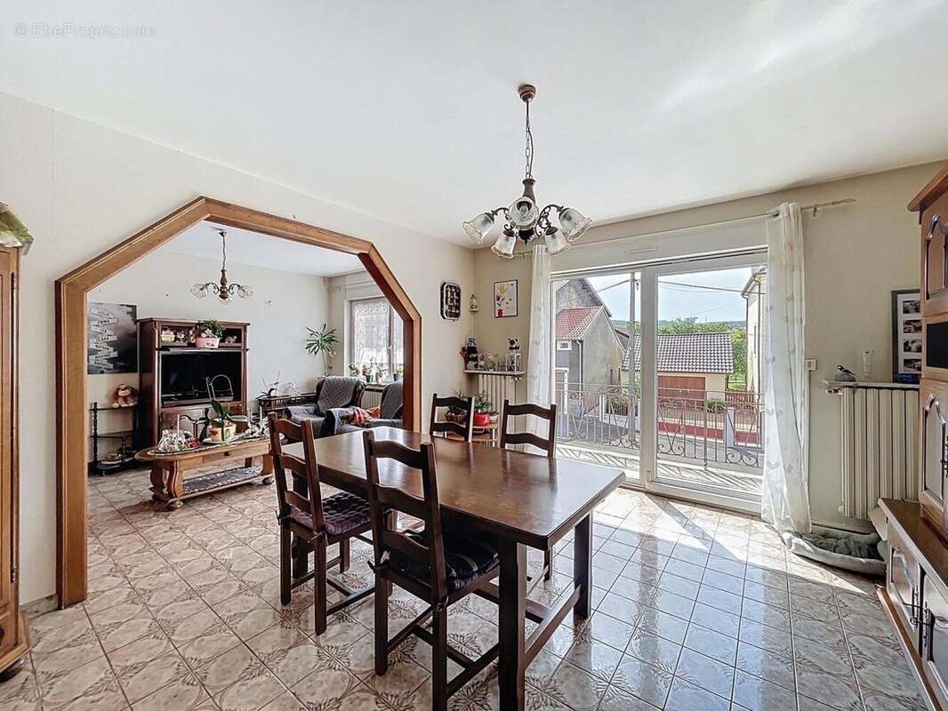 Photo 2 - Maison à SEREMANGE-ERZANGE