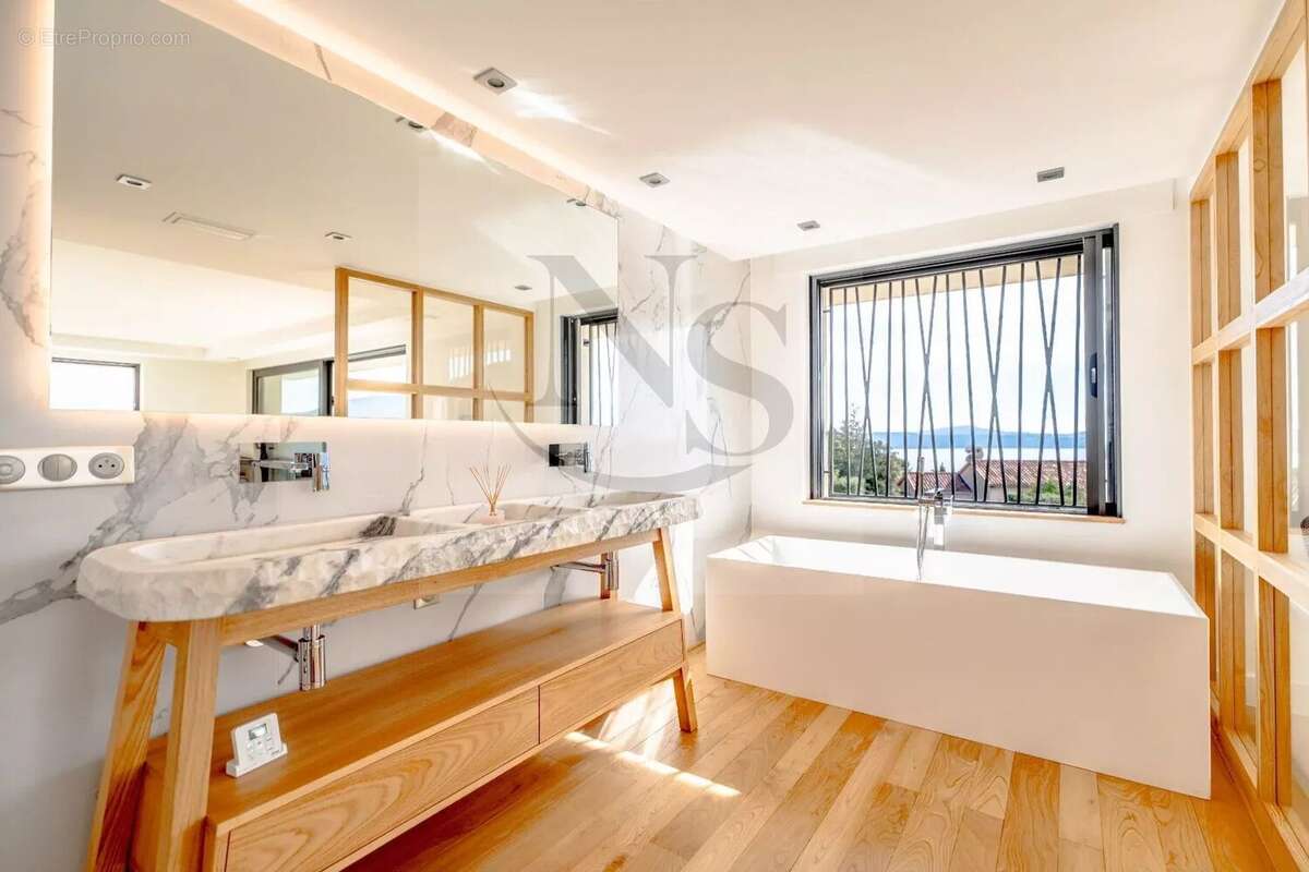 Maison à SAINTE-MAXIME