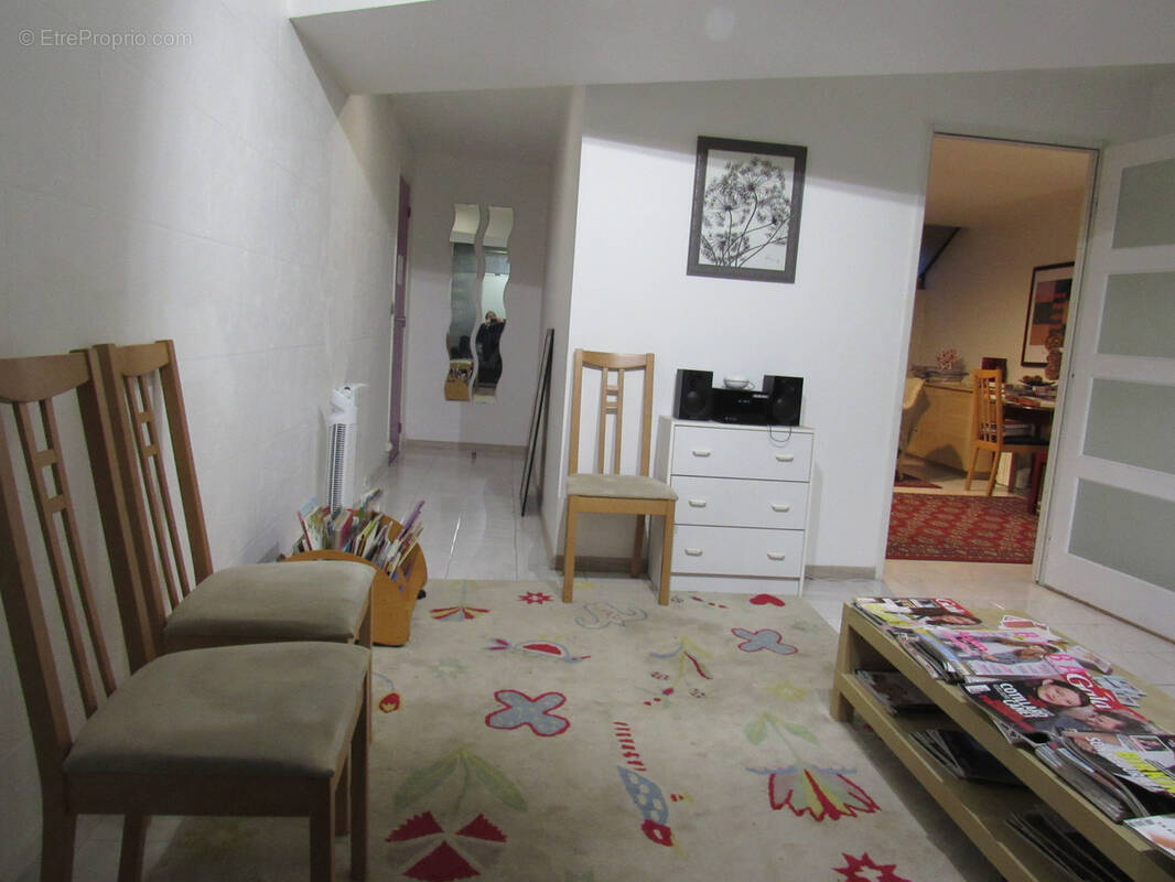 Commerce à NEUILLY-SUR-MARNE