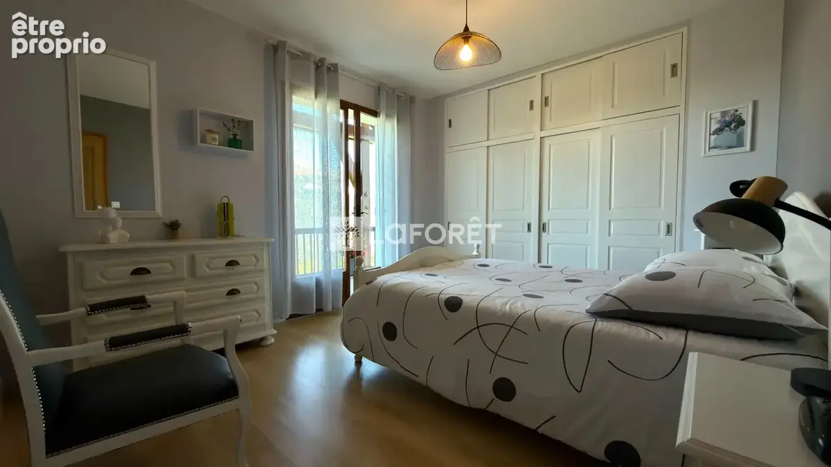 Maison familiale à vendre à Notre Dame des Millieres - Confort et tranquillité assurés - photo 8