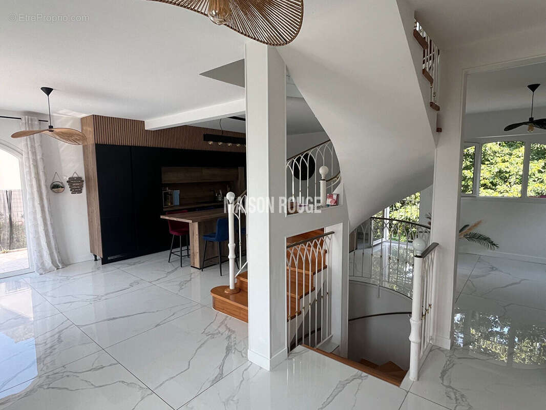 Maison La Richardais 5 pièce(s) 135.73 m2 - photo 5