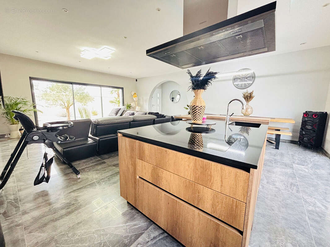 Maison à PERDREAUVILLE