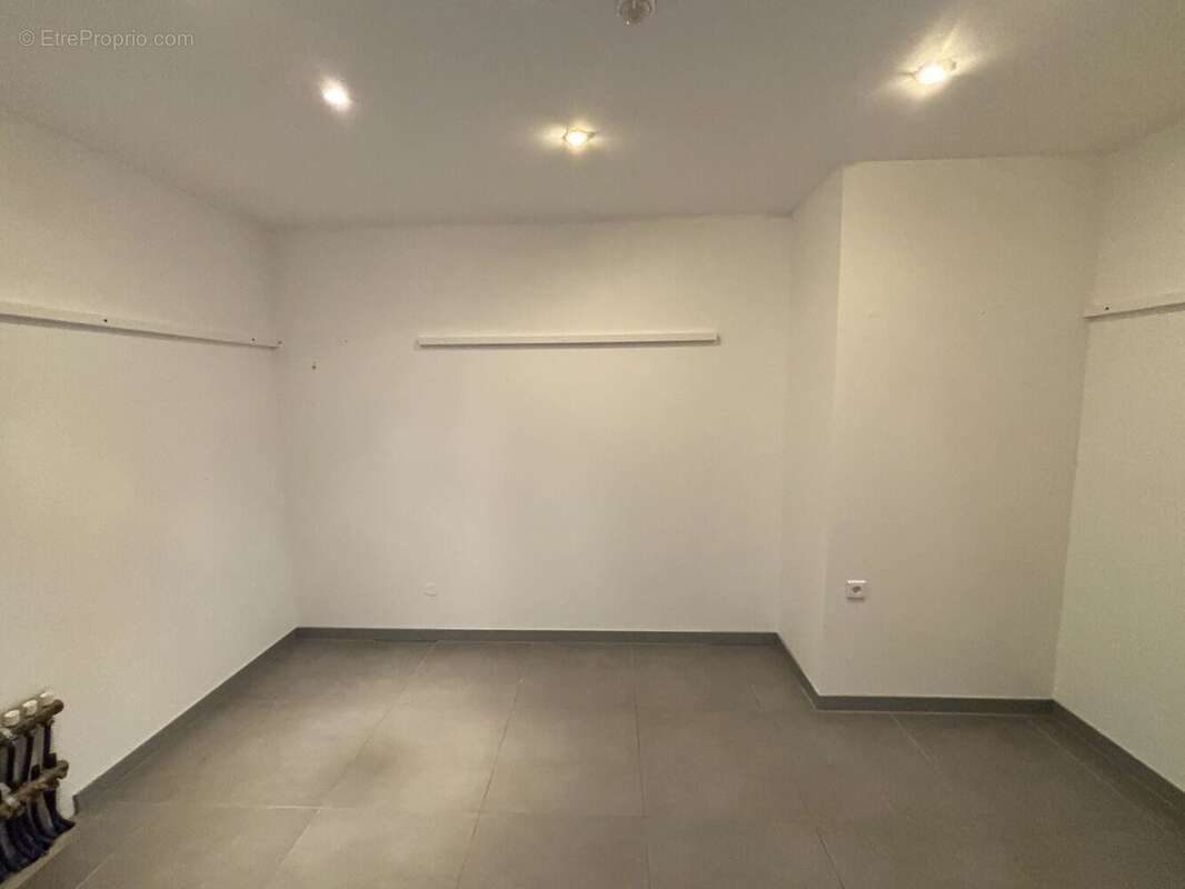 Maison à FIGANIERES