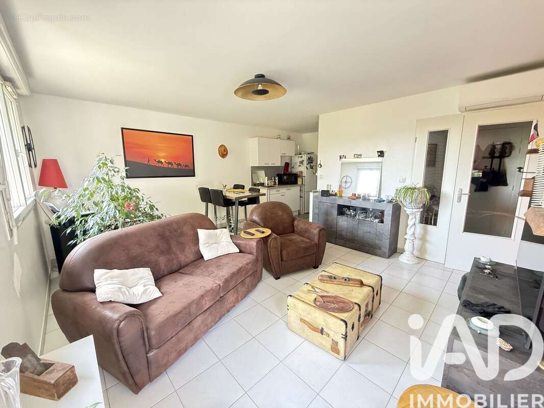 Photo 2 - Appartement à AUCAMVILLE