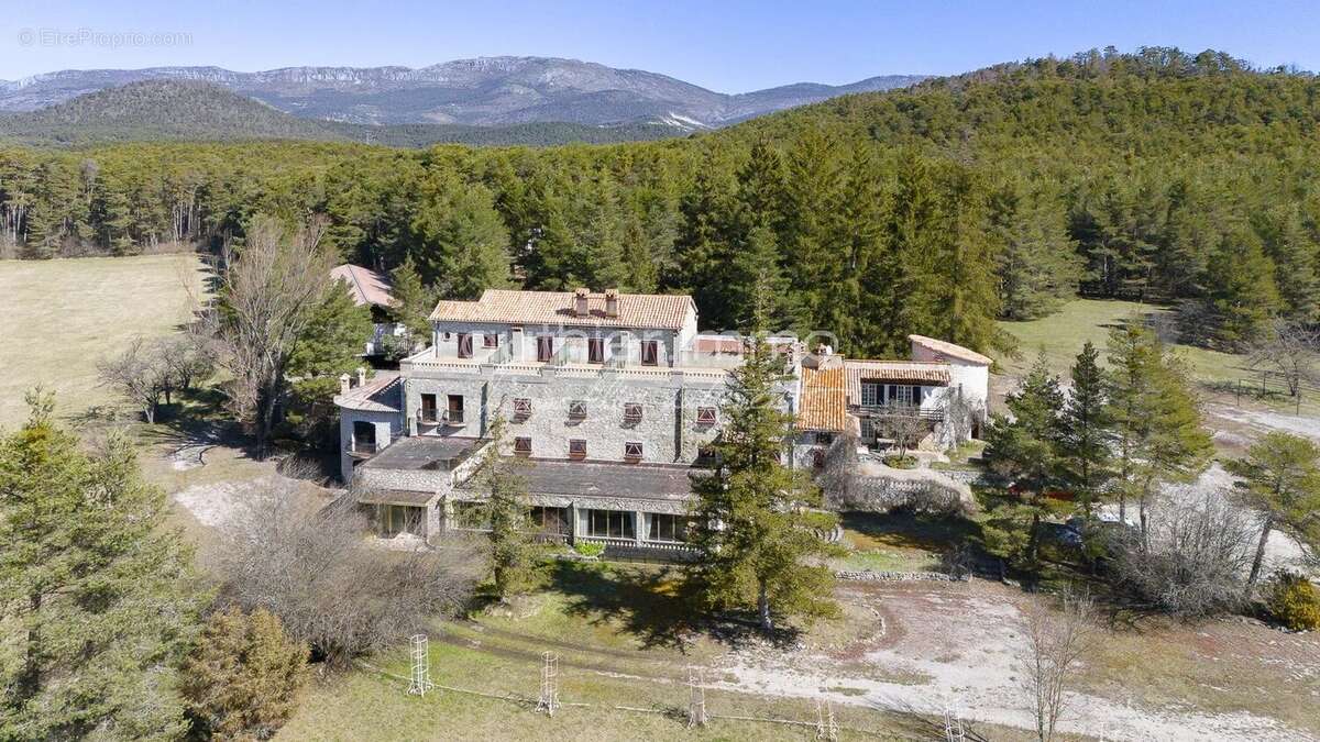 Maison à SERANON