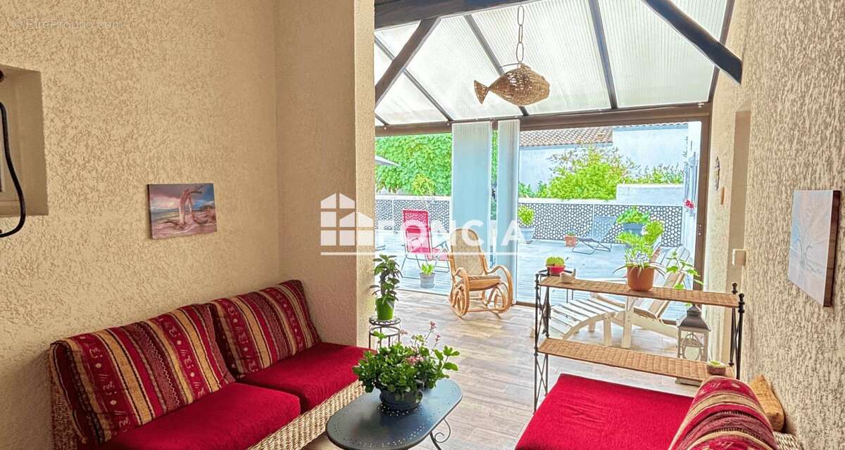 Maison à SALLES-SUR-MER