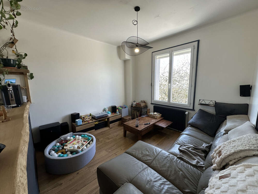 Maison à BELLERIVE-SUR-ALLIER