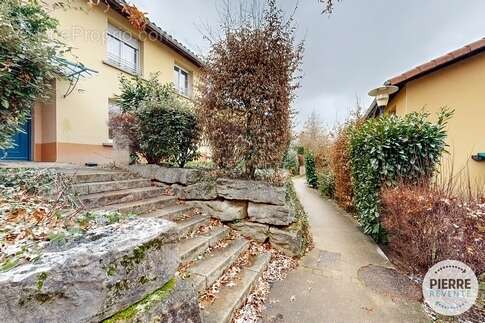 Appartement à LISSIEU